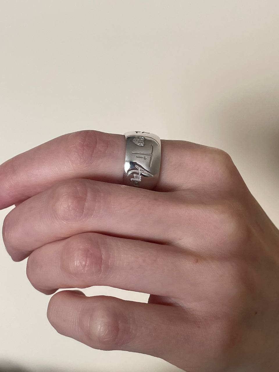 Кольцо из коллекции AMORE